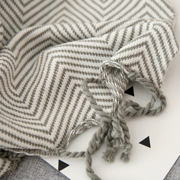 Custom Nordic Style 100% Cotton Intarsia Knit Herringbone Throw Blanket