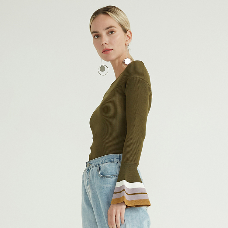 Classic Collar Flared Sleeve Panel Design Cashmere Knit Woolen Sweater For Women