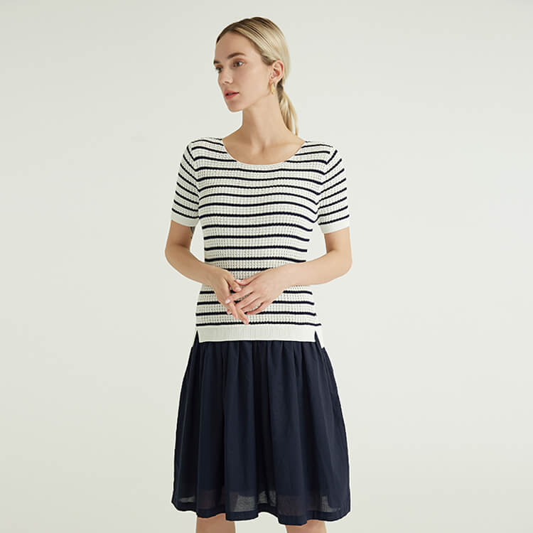 Spring Summer Stripe Design With Side Slit Hem Women's Knitted Sweaters Pullover