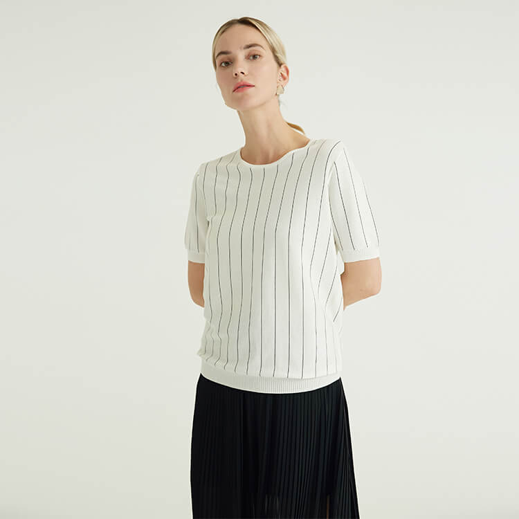 Spring And Summer White Half Sleeve Pinstripes Wool Sweater Pullover For Women