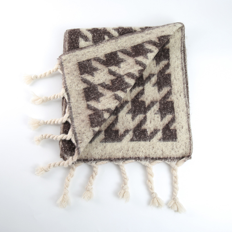 Classic Design Thousand Bird Pattern Knitted Fringed Scarf