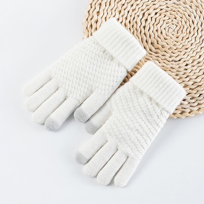 machine for knitting gloves
