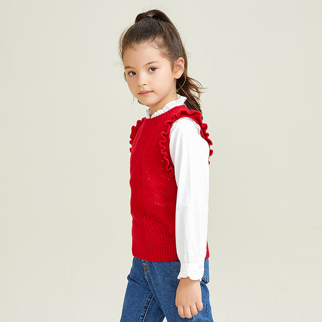 Girls' Round Neck Sleeveless Pullover Vest With Knitted Ear Edge Design